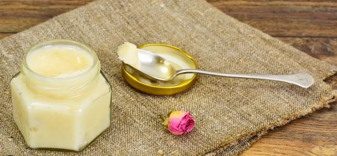 Raw Honey vs. Processed (Liquid) Honey: What's The Difference??